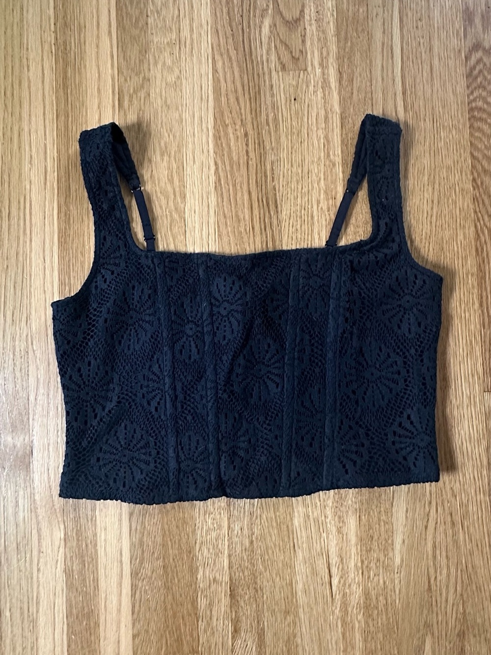 Women's Black Lace Cropped Tank Top
